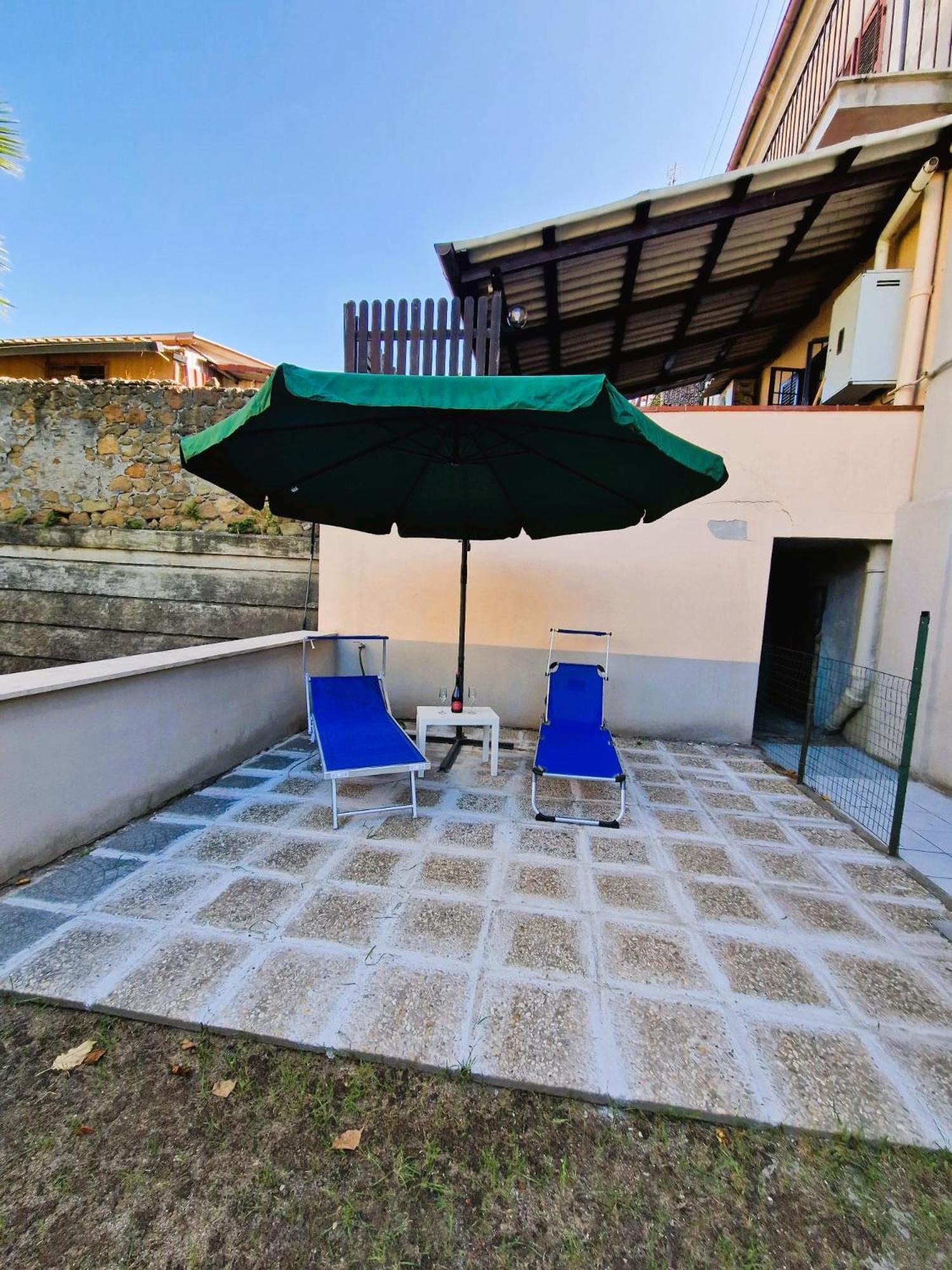 Appartamento Per Chi Ama Prendere Il Caffe In Terrazzo ローマ エクステリア 写真