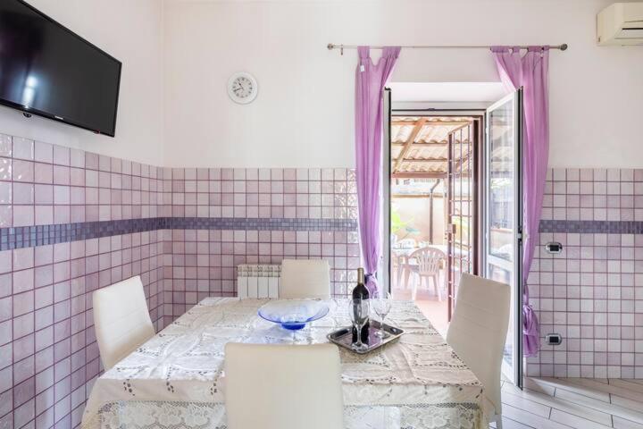 Appartamento Per Chi Ama Prendere Il Caffe In Terrazzo ローマ エクステリア 写真